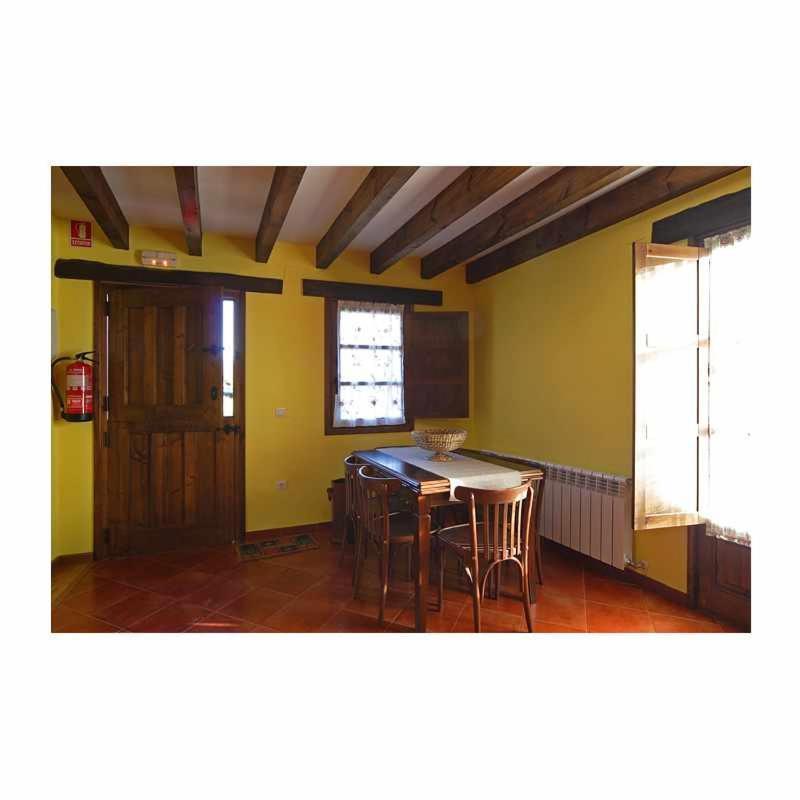 Apartamento La Casa Del Abuelo Justo Миньягон Экстерьер фото